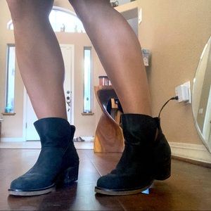 Free People Ankle boots w heel